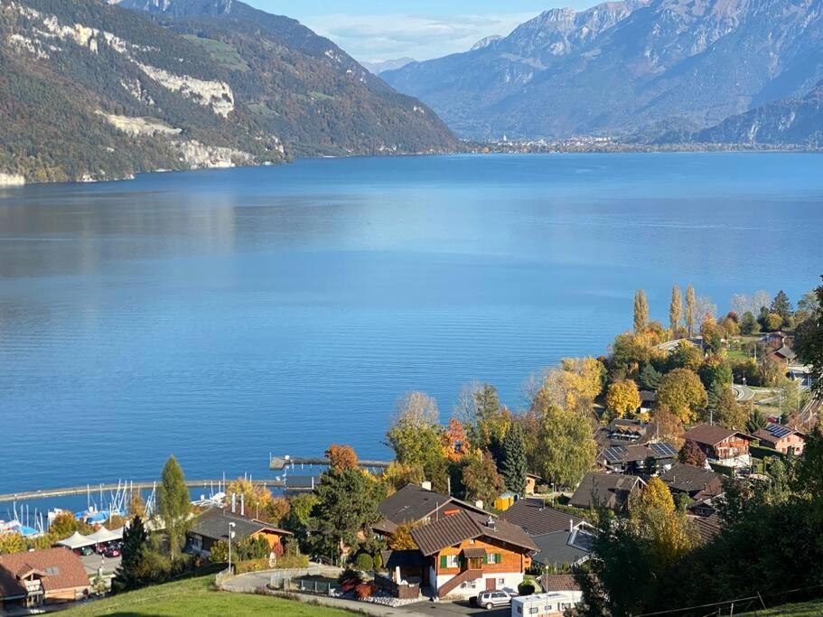 Herrlicher Blick Auf Berge Und See Faulensee Exteriér fotografie